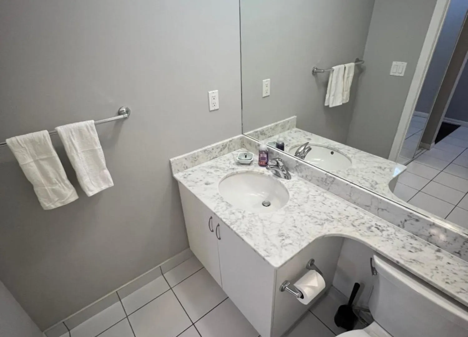 Apartment Downtown Toronto Cozy Suite
